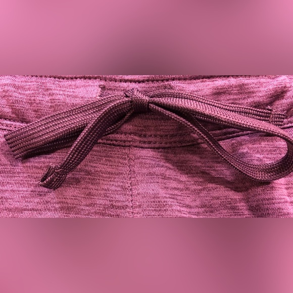 NWT Reebok New Fierce Cuffed Potent Pant - Picture 6 of 9